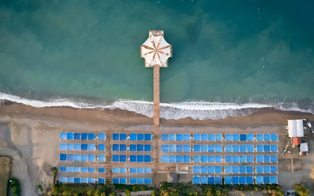 Seaden Sea World Resort & Spa