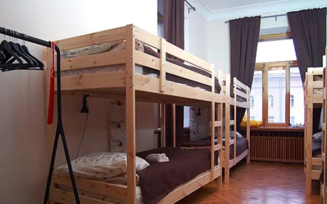 Z-Hostel Lodging Houses