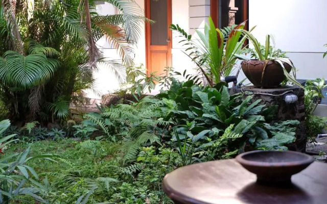 Hotel Winotosastro Garden