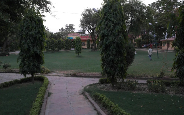Mayur Tourist Complex