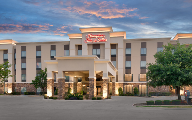 Hampton Inn & Suites Ft. Worth-Burleson