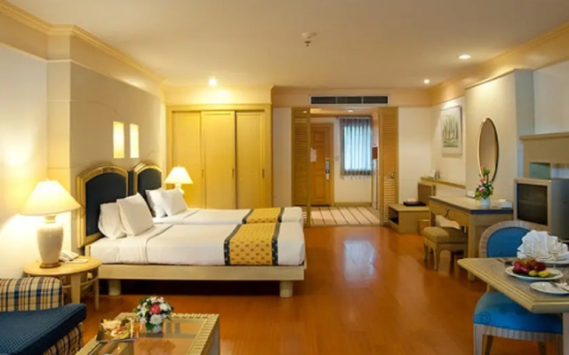 Spring Field Beach Resort