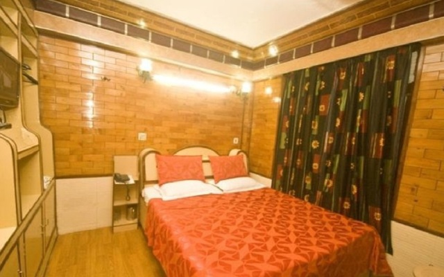 Hotel Maharaja