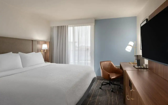 Holiday Inn Ontario by IHG