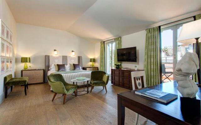 De Russie Hotel