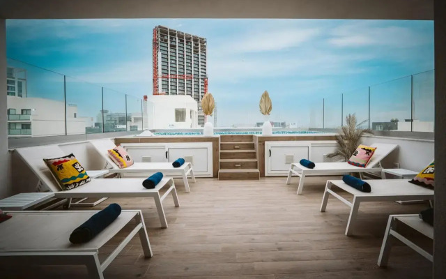 V Hotel