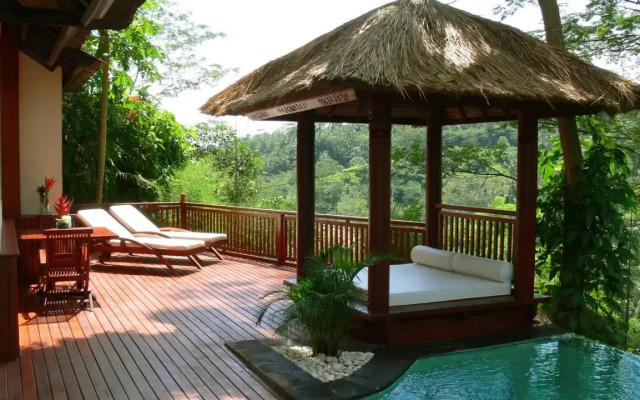 Kupu Kupu Barong Villas and Tree Spa by L'OCCITANE