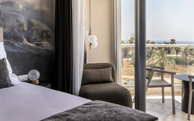 Cali Resort & Spa by Louis Hotels