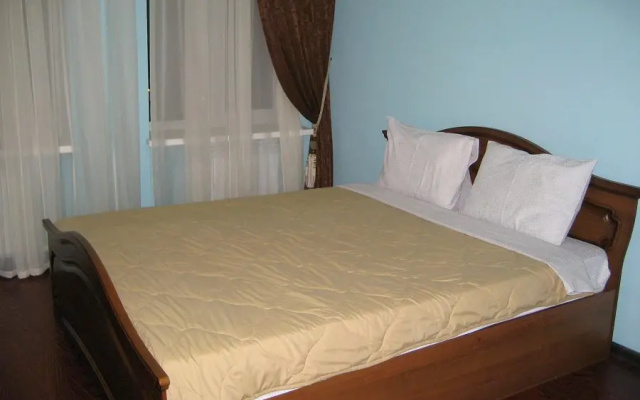 Alexandria Hotel