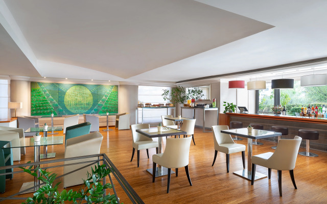 Courtyard by Marriott Rome Central Park