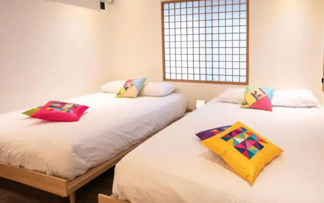 Bias K-GIRL GUESTHOUSE - Caters to Women