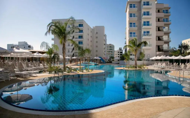 Vangelis Hotel & Suites