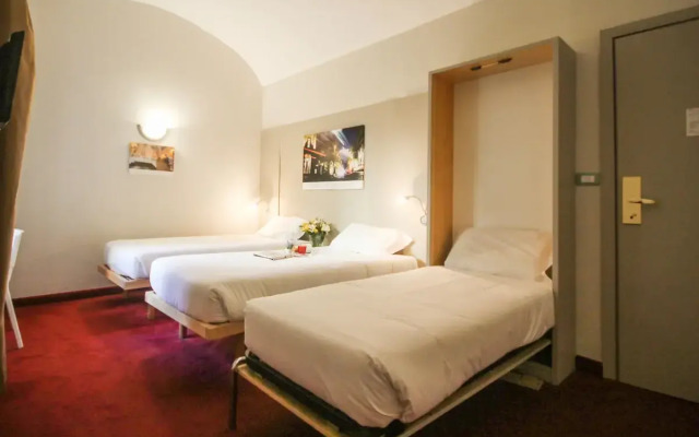 Green Class Hotel Astoria