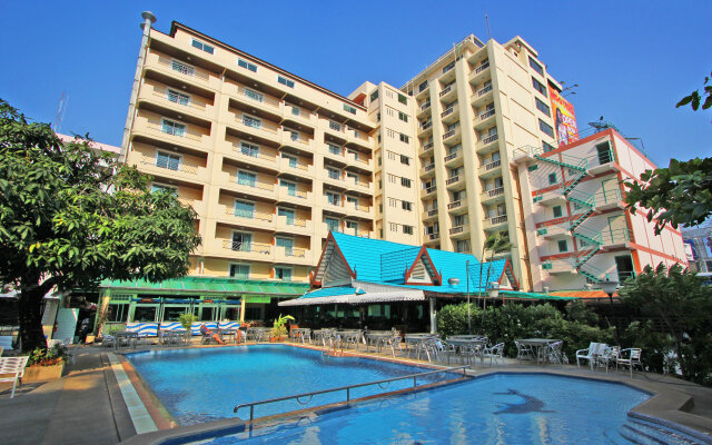 Lek Hotel Pattaya