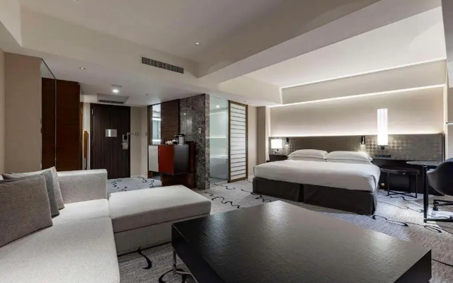 Hilton Tokyo Hotel