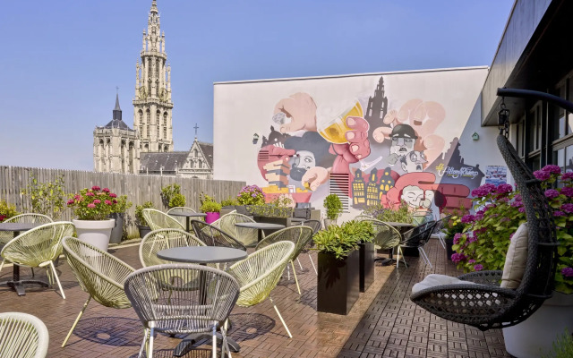 Hilton Antwerp Old Town