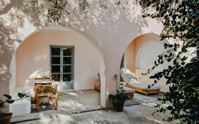 Vedema, a Luxury Collection Resort, Santorini