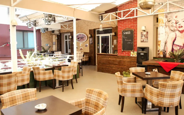 Eagle Hotel