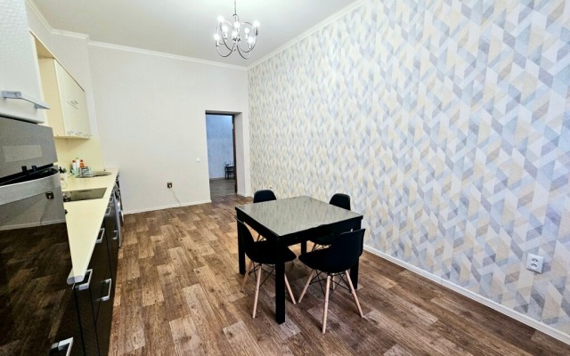 Bolshaya Dvukhkomnatnaya U Rivyery Apartments