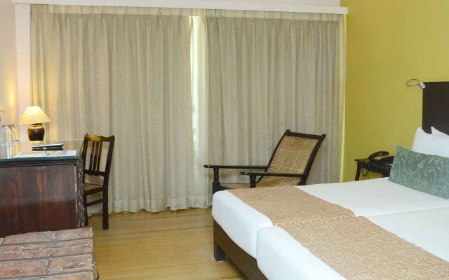 O Hotel Goa, Candolim Beach