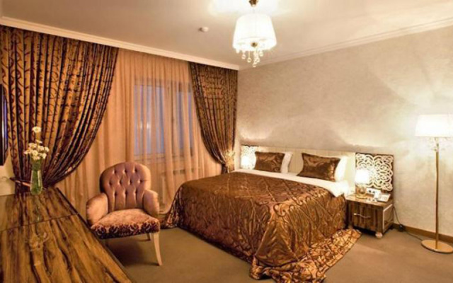 Paradise Hotel Baku