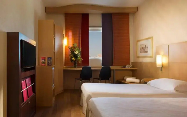 Hotel Rafael