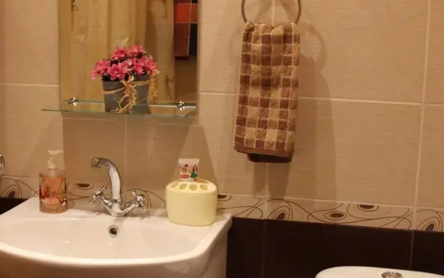 Апартаменты «33 квартирки» на проспекте Октября, 174/2