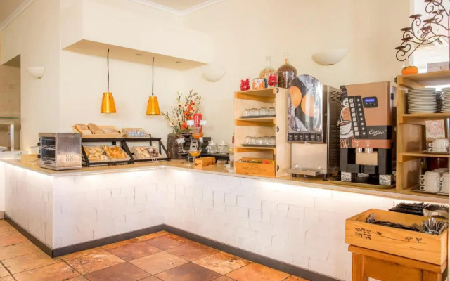 Hotel Clube Porto Mos