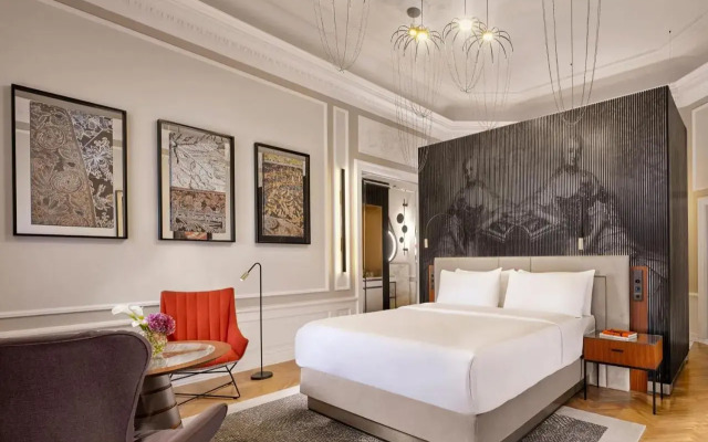 Hotel Verte, Warsaw, Autograph Collection