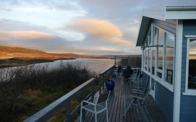 Lax-á Geysir Cottages