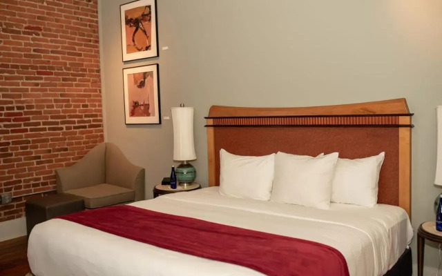 Lancaster Arts Hotel