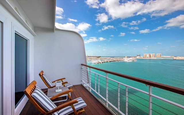 Queen Elizabeth 2 Hotel by Accor