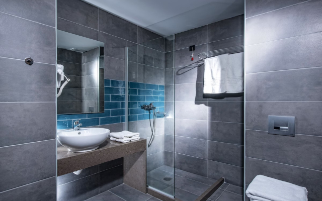 Infinity Blue Boutique Hotel and Spa - Adults Only