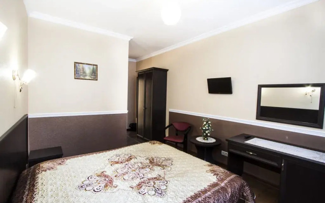 Отель ЖанТамАль