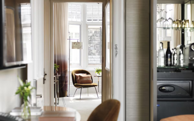 The Athenaeum Hotel & Residences