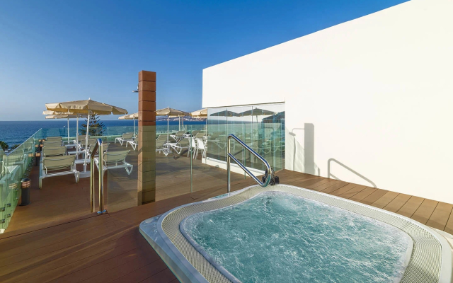 H10 Las Palmeras Hotel