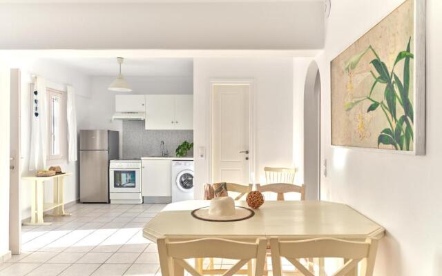 Cleopatra Seaside Homes Paros