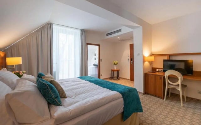 Hotel Silenzio