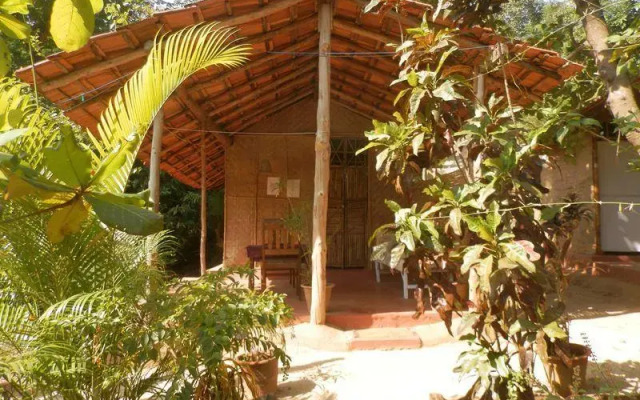 Sevas Huts And Cabanas