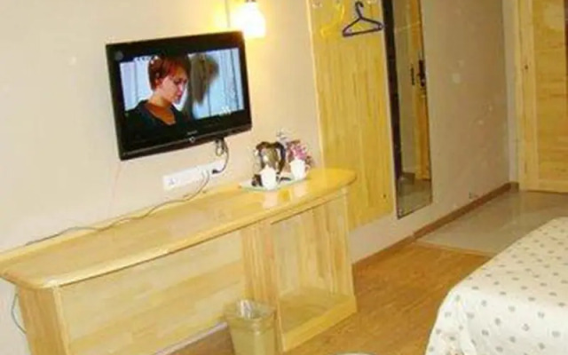 Super 8 Hotel