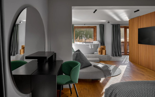 Boutique Hotel and Restaurant Milka