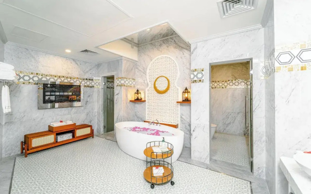 Hideaway Beach Resort & Spa