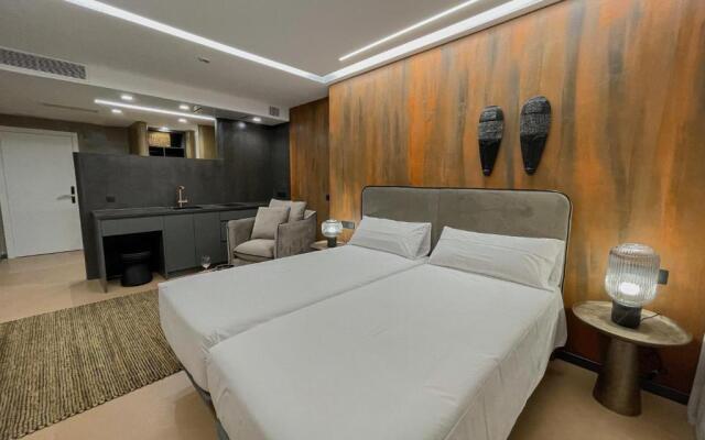 Gran Marina Suites