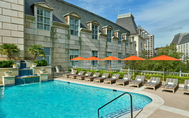 Hotel Crescent Court