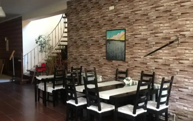 Viktoria Hotel