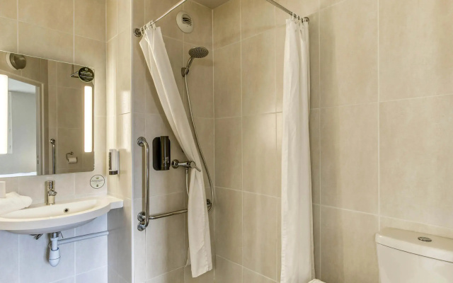 Отель B&B Clermont Ferrand Gerzat