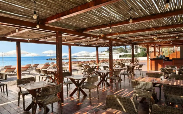 Le Meridien Beach Plaza