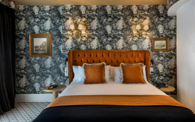 The First One Madrid Preciados