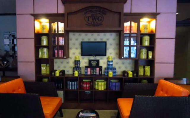 Fuente Oro Business Suites Cebu powered by Cocotel
