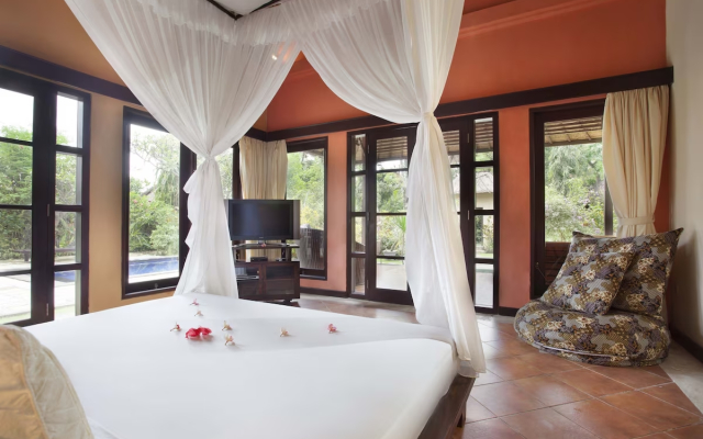 Amertha Bali Villas Beach Front Resort and Spa